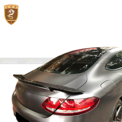 奔驰E级 C238 coupe 碳纤尾翼