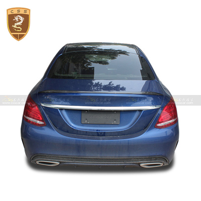 奔驰C级W205 4门 C63碳纤小尾翼