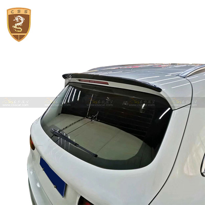 奔驰GLC碳纤维压尾翼